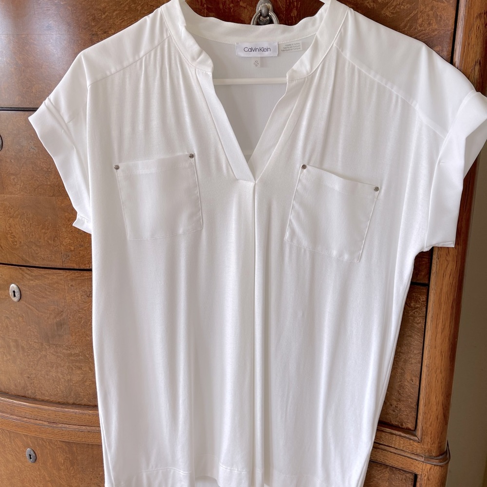 White casual Calvin Klein top